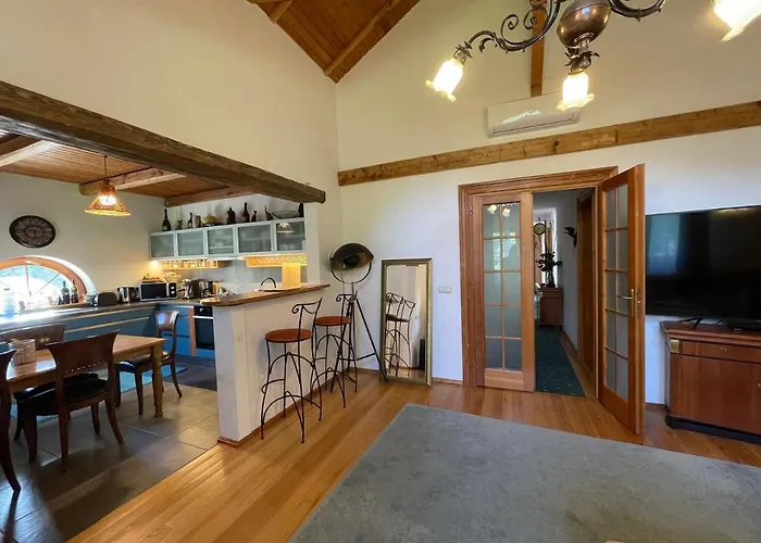 Parkview Villa Apartment